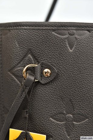 Louis Vuitton Neverfull Monogram MM