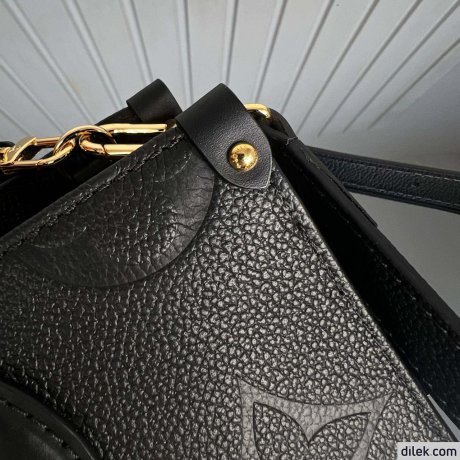 Louis Vuitton Onthego East West