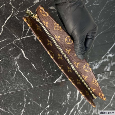 Louis Vuitton Poche Toilette NM