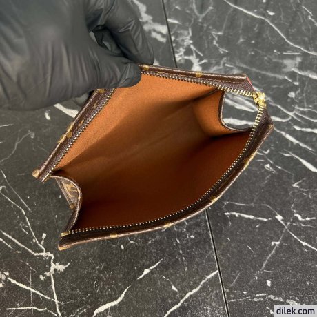 Louis Vuitton Trio Toilet Pouch