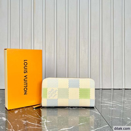 Louis Vuitton Zippy Wallet