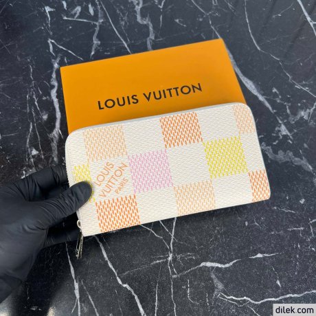Louis Vuitton Zippy Wallet
