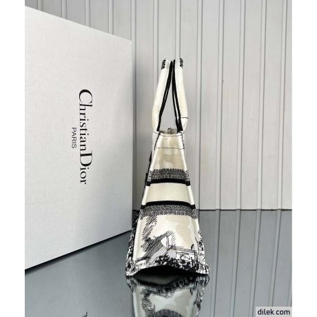 Dior Medium Book Tote