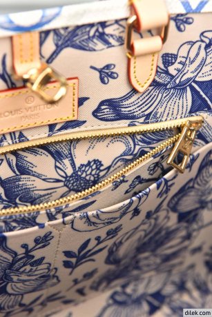 Louis Vuitton Onthego MM Monogram Canvas