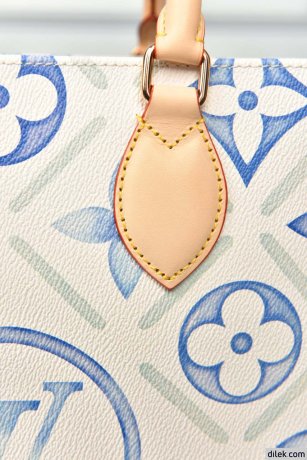 Louis Vuitton Onthego MM Monogram Canvas