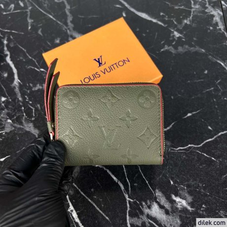 Louis Vuitton Small Zippy Wallet
