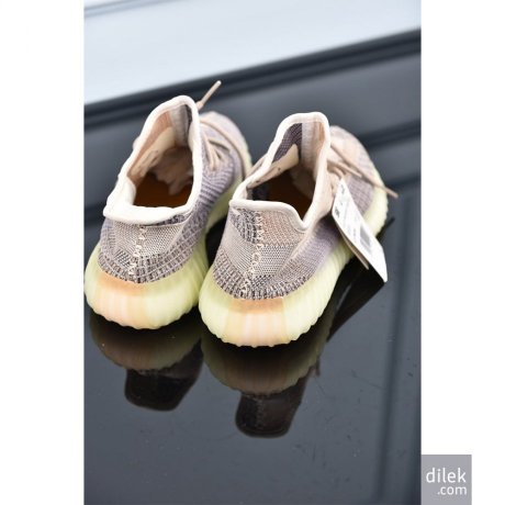 Adidas Yeezy Boost