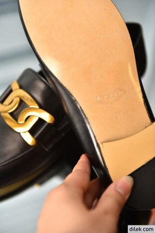 Tod's Kate Logo Plaque Loafers