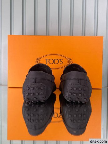 Tod's Timeless Gommino Bubble in Suede