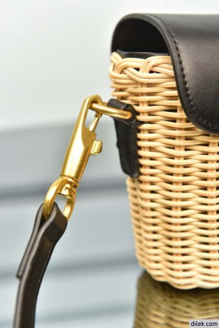 Valentino Garavani Vlogo Signature Crossbody Bag