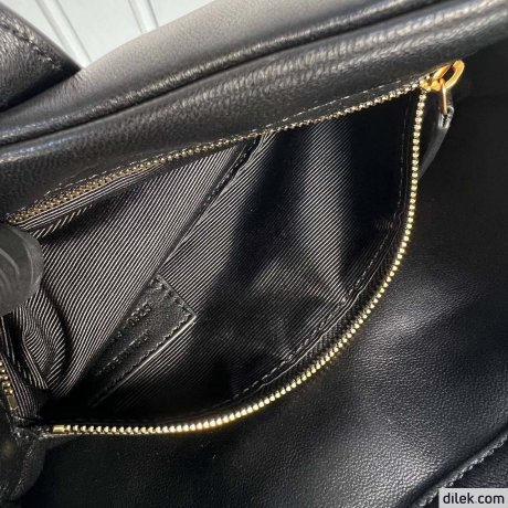 Saint Laurent Le 5 A 7 in Smooth Leather