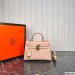 Hermes Kelly 22 Bag