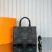 Louis Vuitton Onthego PM
