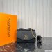 Louis Vuitton Oxford Lockme
