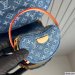 Louis Vuitton Croissant PM
